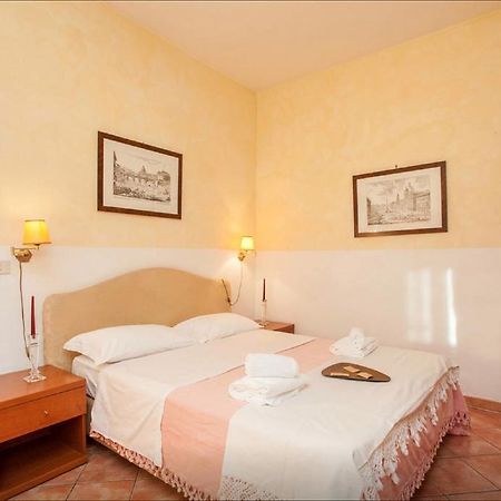 Residenza Camilla Ξενοδοχείο Ρώμη Εξωτερικό φωτογραφία